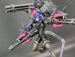 332039 B