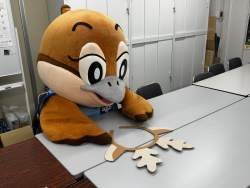 1112571 B