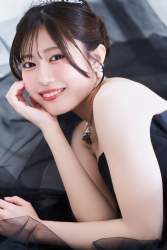 892972 B