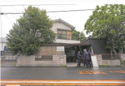 355861 B