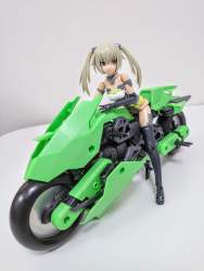 972819 B