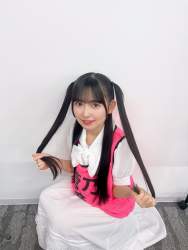 1072179 B