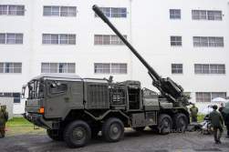 438728 B