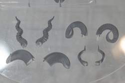 128571 B