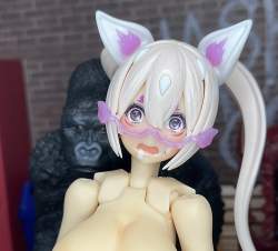 805604 B