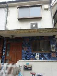 633627 B