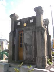 908383 B