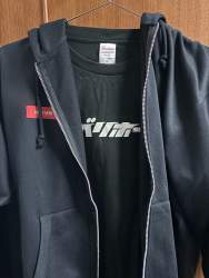 737422 B