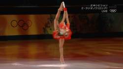 2202219 B