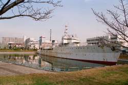 76548 B