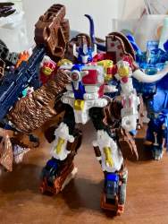 411470 B