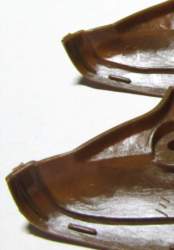 1004579 B