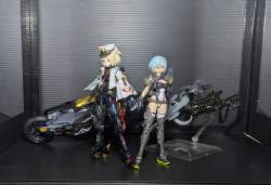 930323 B