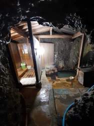 210269 B