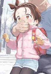 972902 B