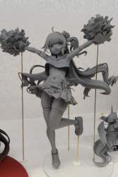 869261 B