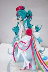 272842 B