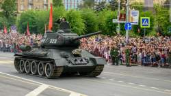 141752 B