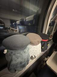 957597 B