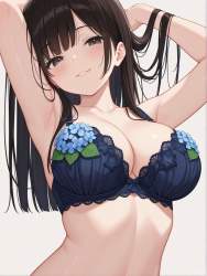 1081628 B