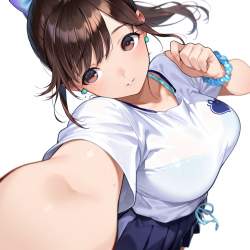 1008055 B