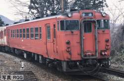 303824 B