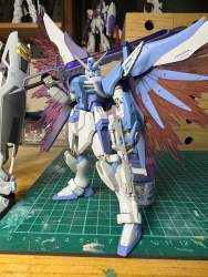 1385647 B