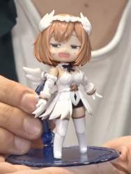 155592 B
