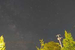 883732 B