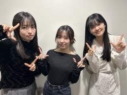 408944 B