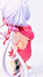1043266 B