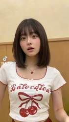 1704596 B