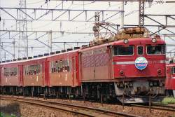 648407 B