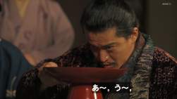 272721 B