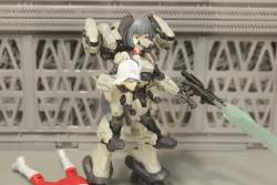 474772 B