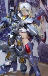 1043672 B