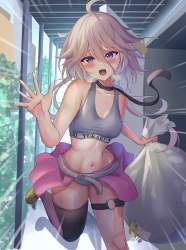 1072798 B