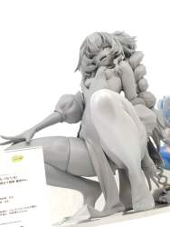 605418 B