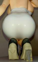 607911 B