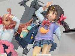 484244 B