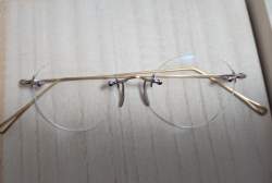 2118300 B