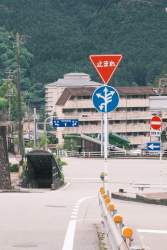 415661 B